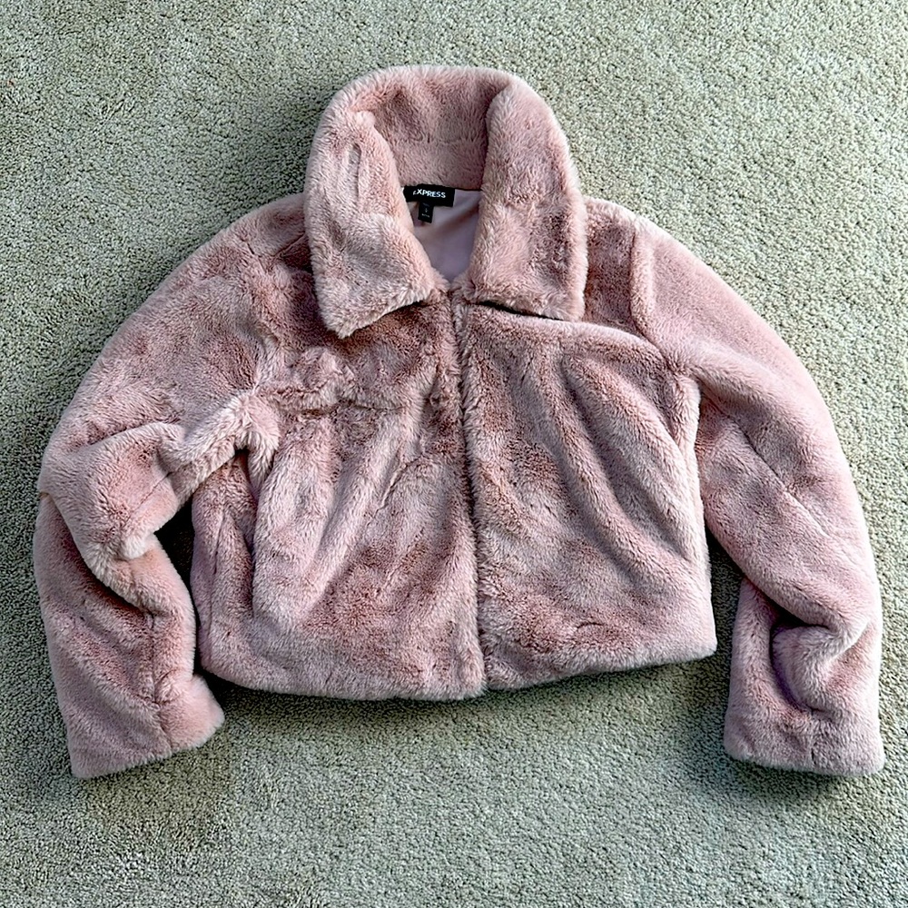 Express Blush pink faux fur cropped jacket 4S